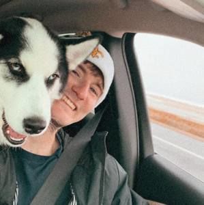 Meet your Posher, Connor